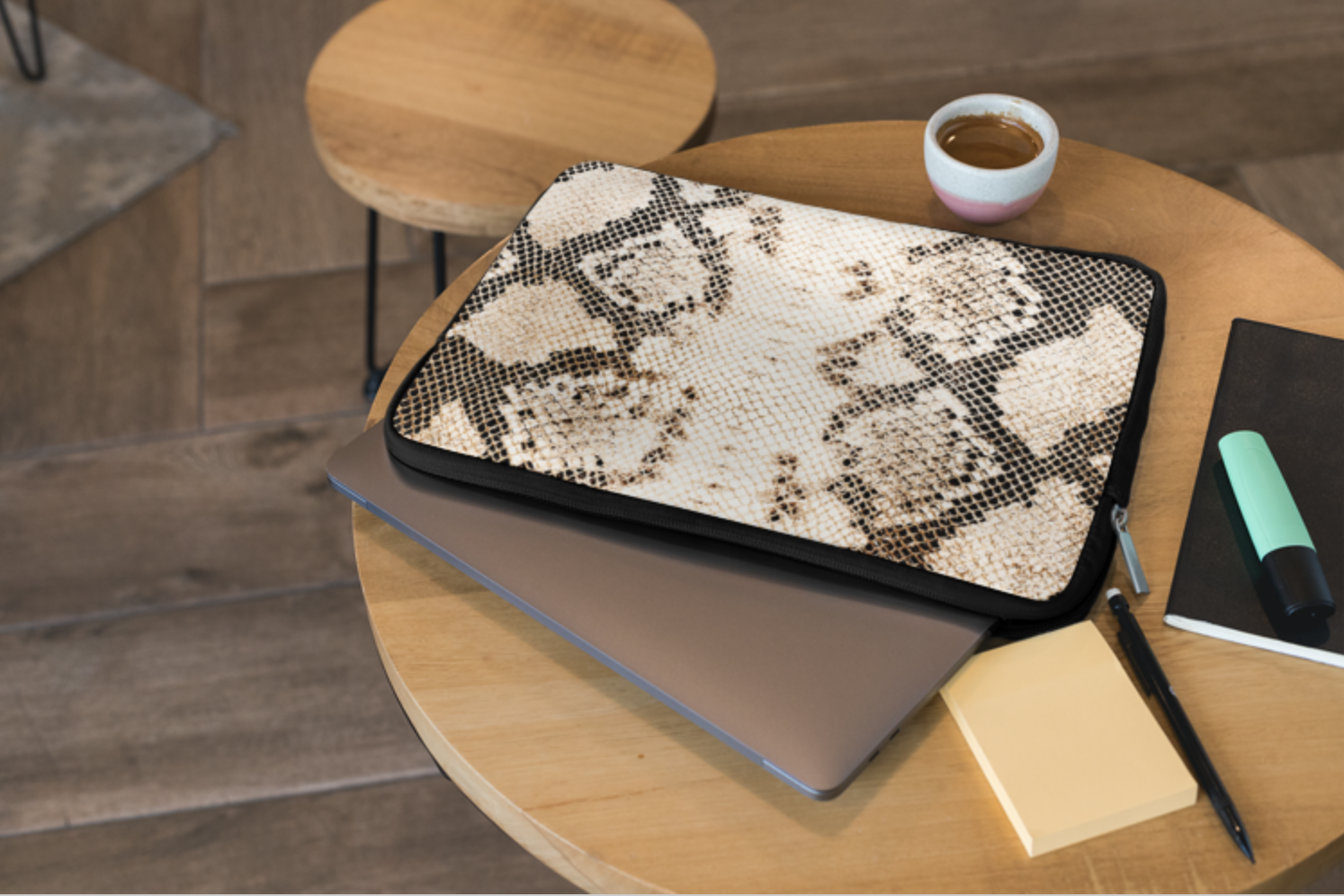 AFA44FAC-9A47-40E3-9883-99E6179B8A65