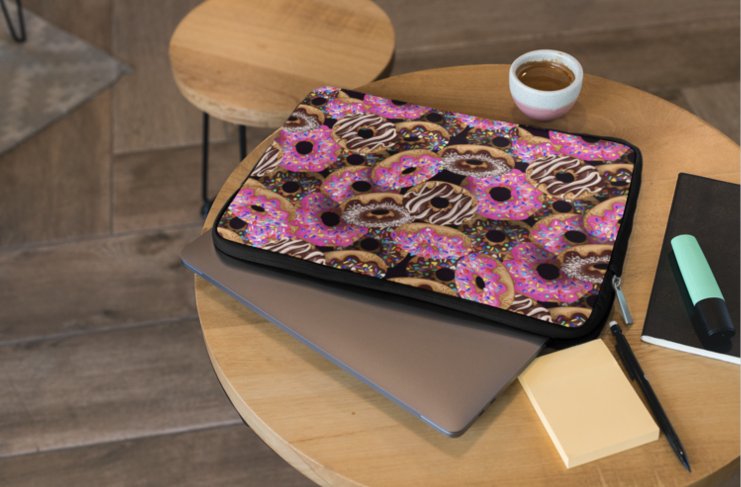 vibrant color laptop sleeve